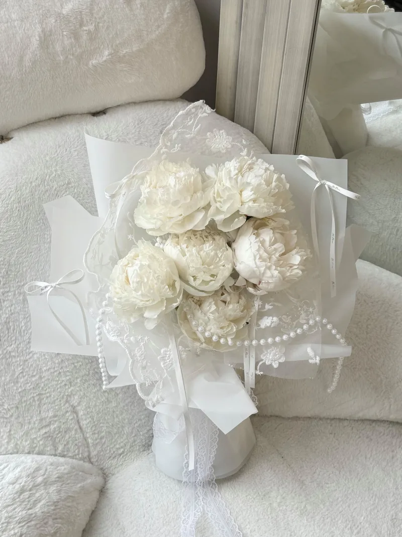 白芍藥鮮花花束