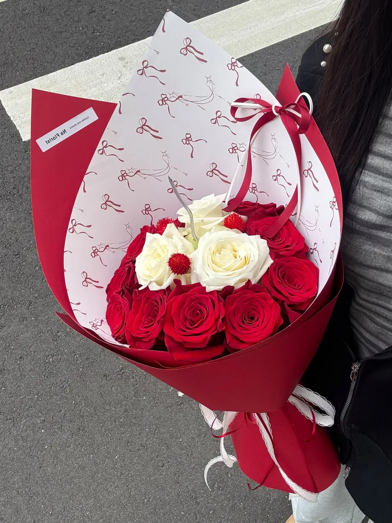 生日蠟燭玫瑰鮮花