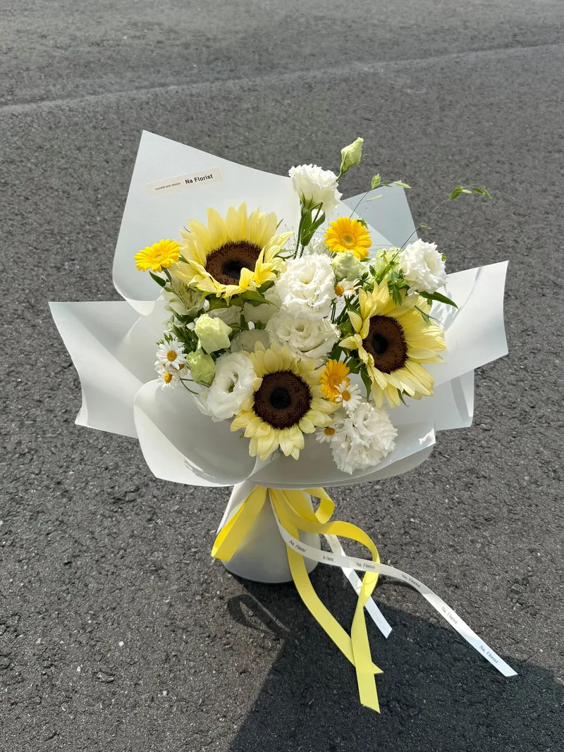奶油向日葵花束